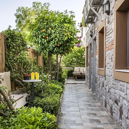 住宿加早餐酒店 The Poyz Bodrum 居姆贝特