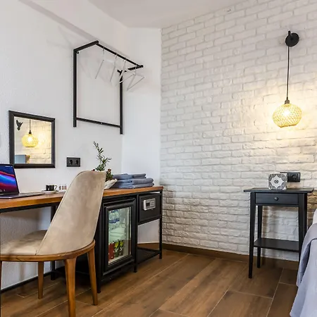 The Poyz Bodrum Couette-café Gümbet