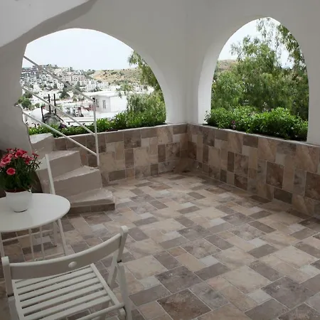 住宿加早餐酒店 The Poyz Bodrum 居姆贝特